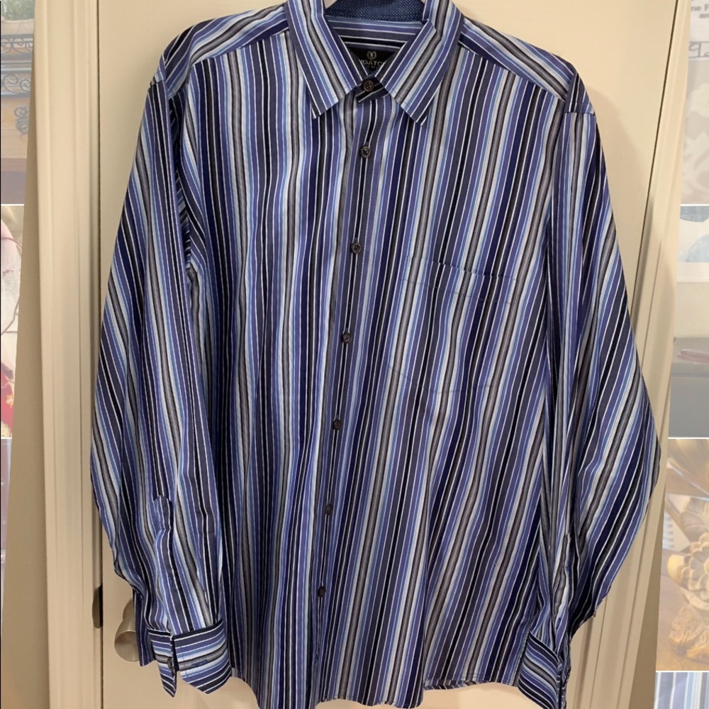 Men’s  size Lg Bugatchi shirt